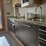 196a Acogedor En By R2r Consulting 기욘
