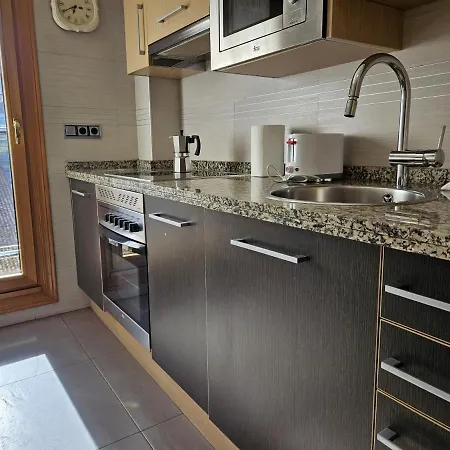 R2R - Acogedor Apartamento En Gijon - 196A Gijon