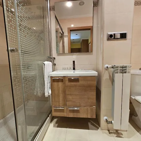 R2R - Acogedor Apartamento En Gijon - 196A